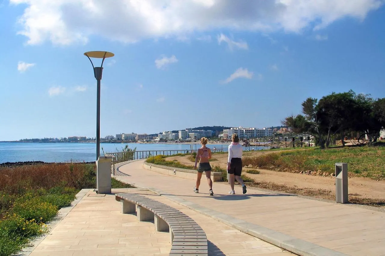 Villa Queen Helena Protaras 0*,  Cipro